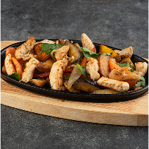 Горячая сковородка с цыпленком