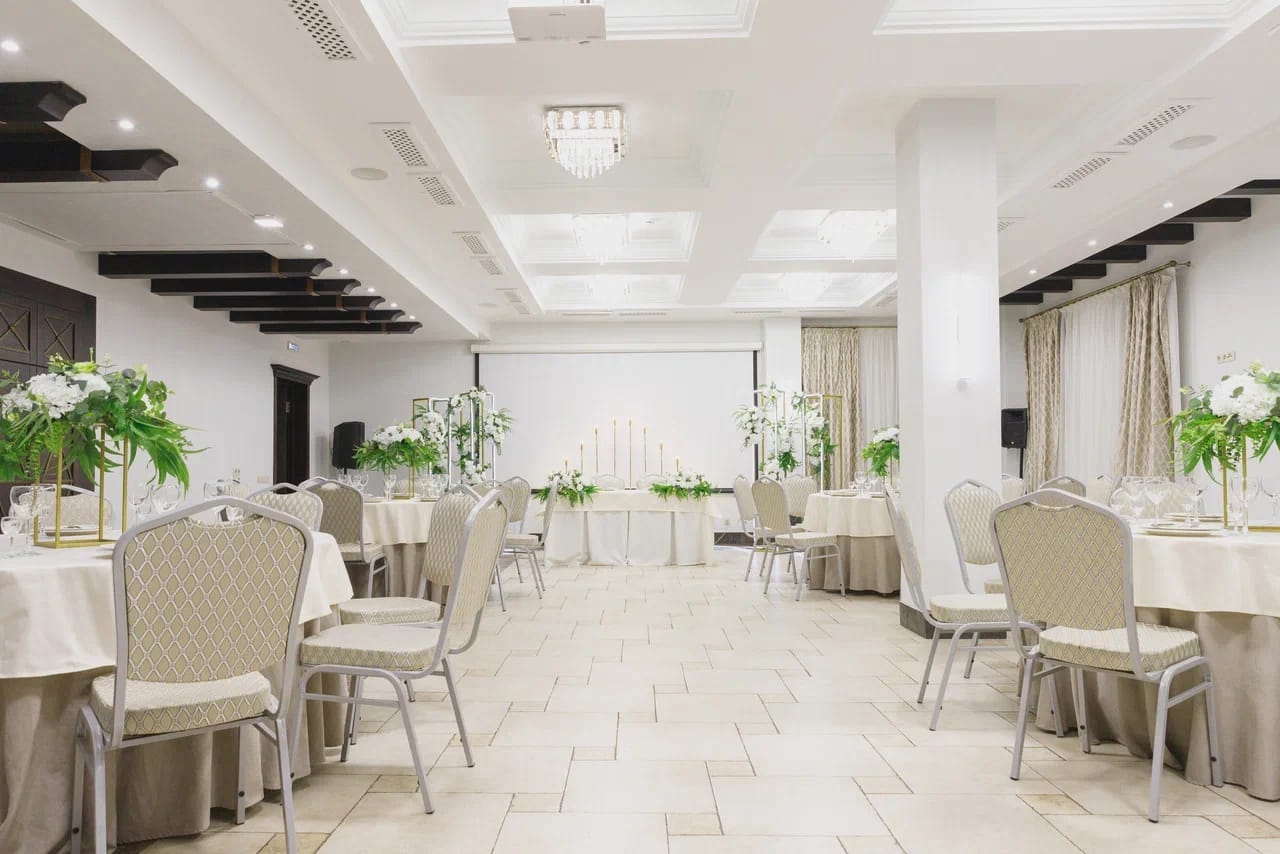 Банкетный зал